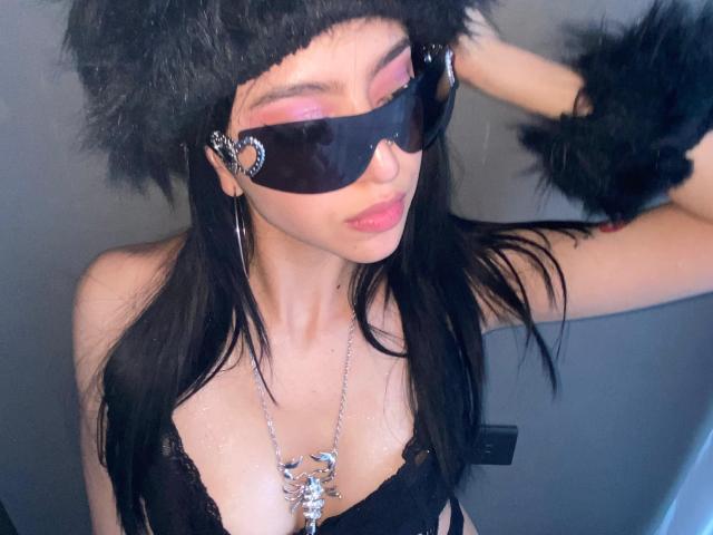 MelaaniieeLoove - Live sex cam - 22506089