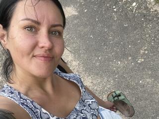 AdeleMira - Live porn &amp; sex cam - 22508209