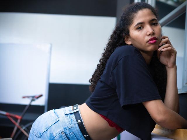 ZoeJonees - Live porn &amp; sex cam - 22508905