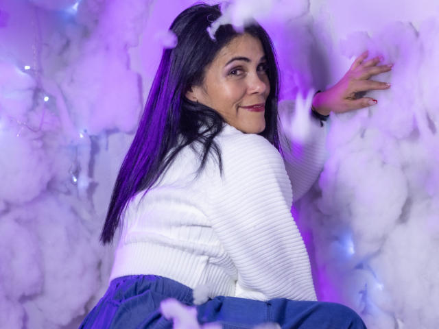 GirasolWalton - Live sex cam - 22511749