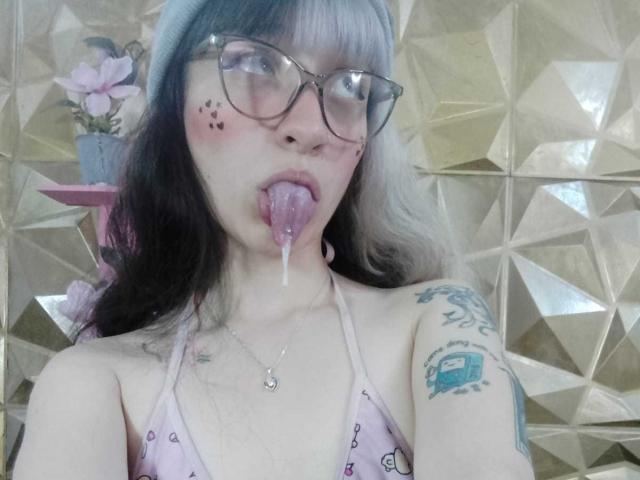 SweetEmili - Live porn &amp; sex cam - 22511965