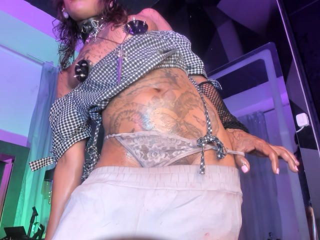 ErotickBellaTrix - сексуальная веб-камера в реальном времени - 22512661