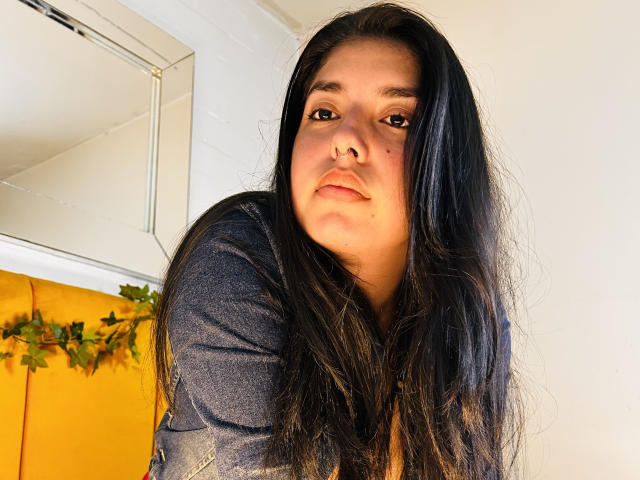 VioletaFiori - сексуальная веб-камера в реальном времени - 22516149