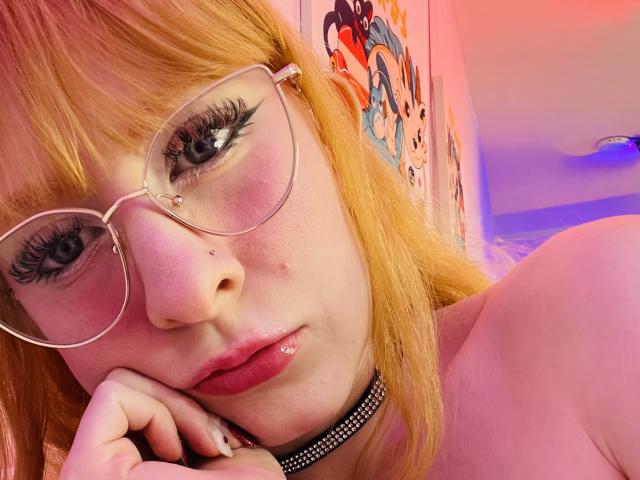 SadieAntolini - Live porn &amp; sex cam - 22518813