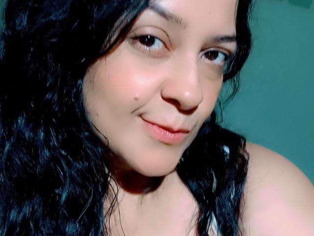 LuciaVonne - Live porn &amp; sex cam - 22519209