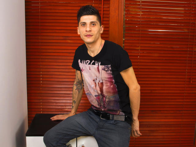 FredyCuteAss - Sexe cam en vivo - 2252437