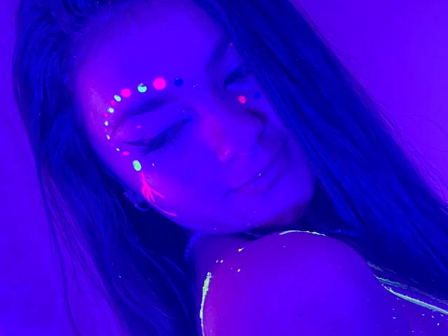 AlessiaFerry - Live sex cam - 22526993