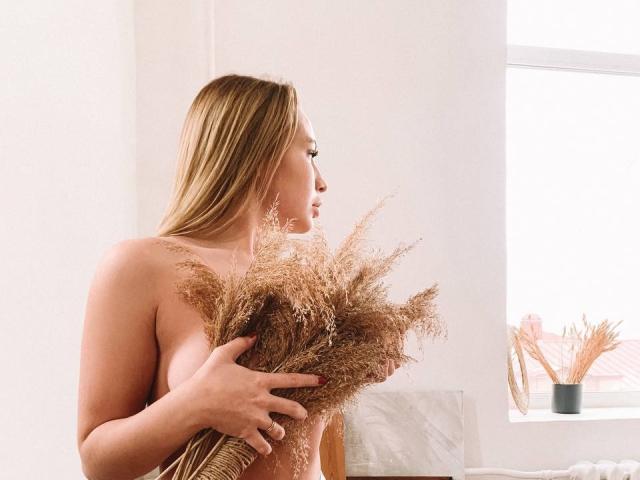 YourDanceBabe - Live porn &amp; sex cam - 22528445