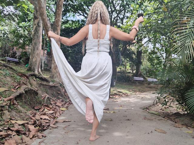 AgathaStone - Live Sex Cam - 22529545