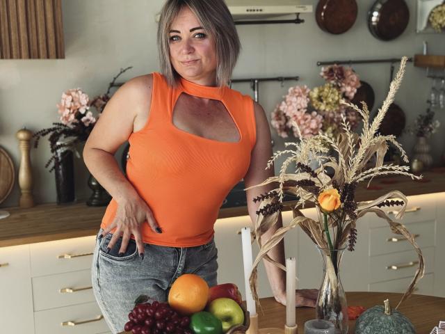 SnezhanaRells - Porno na żywo i seks kamera - 22535733