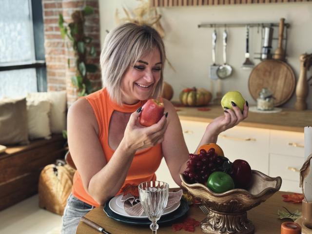 SnezhanaRells - Live porn &amp; sex cam - 22535761