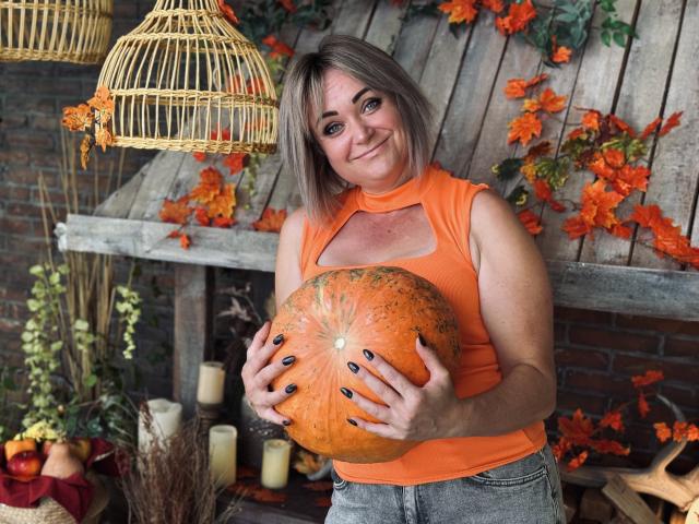 SnezhanaRells - Live sex cam - 22535781