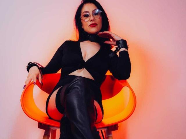 VioletaWhitee - Live porn &amp; sex cam - 22536325