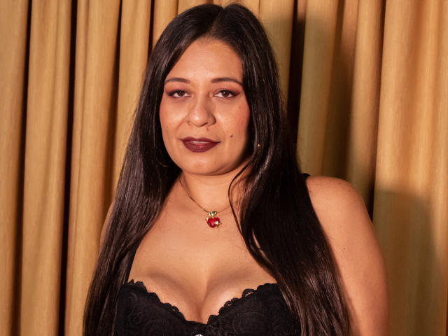 MiaCallie - Live sex cam - 22540977