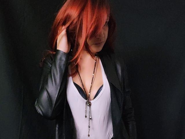 LilouLove - Live sex cam - 22541265