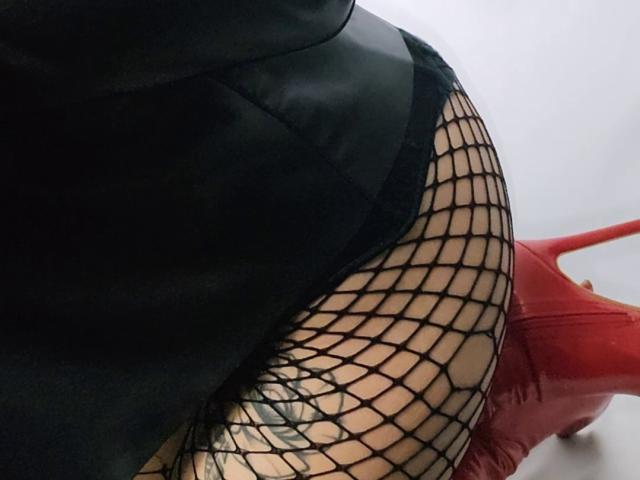 LilouLove - Porno na żywo i seks kamera - 22541293