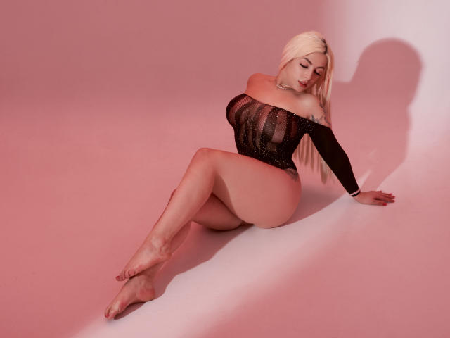 CatalinaBelloh - Camera khiêu dâm &amp; quyến rũ trực tiếp - 22543913