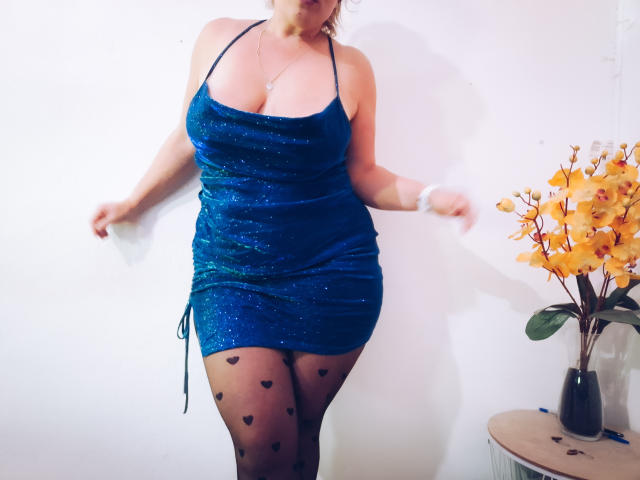 JuliaFrancaise - сексуальная веб-камера в реальном времени - 22548505