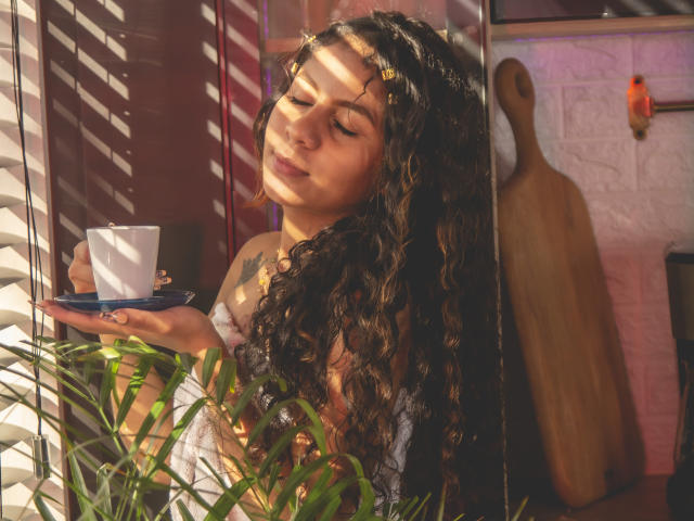 AlissonSmiith - פורנו בשידור חי ומצלמת סקס - 22552121