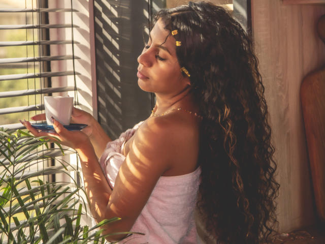 AlissonSmiith - сексуальная веб-камера в реальном времени - 22552133