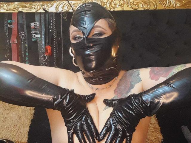VictoriiaGray - Live porn &amp; sex cam - 22553885