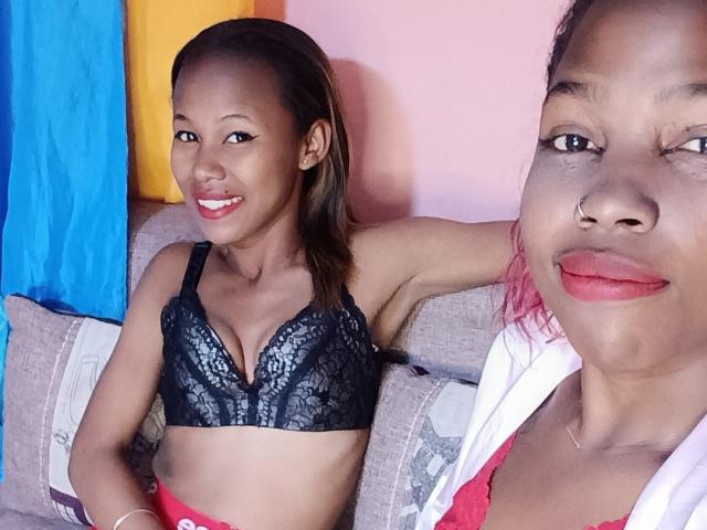 TwoHotXoxo - Live porn &amp; sex cam - 22556761