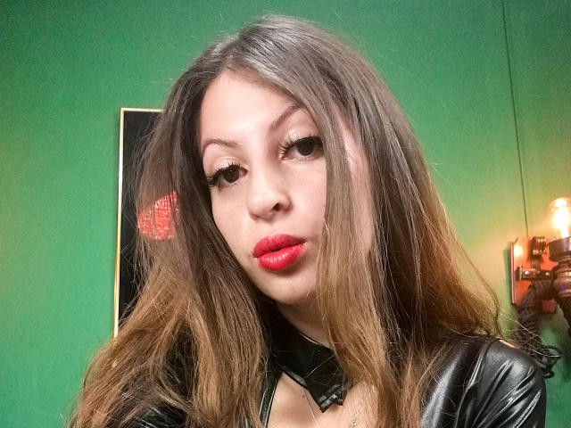 DominatrixLeila - Live porn &amp; sex cam - 22557713
