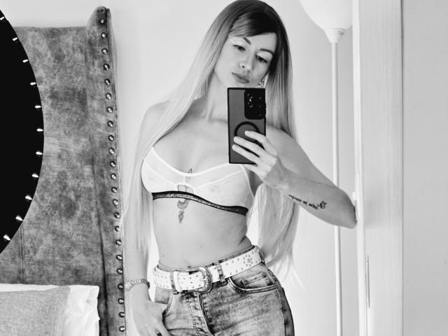 Leahred - Live porn &amp; sex cam - 22557853