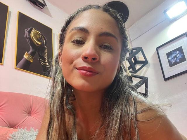 EamSuarez - Live porn &amp; sex cam - 22562889