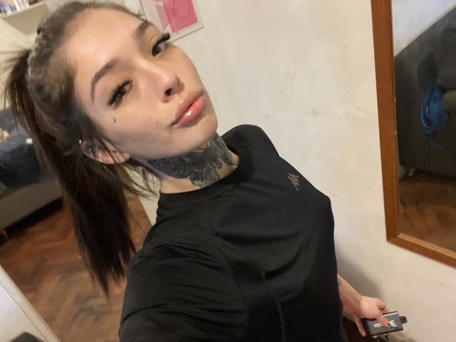 KatieSantana - Live sex cam - 22563621