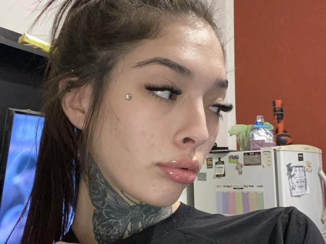 KatieSantana - Live porn &amp; sex cam - 22563629