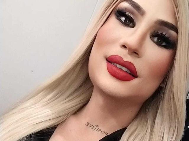 BriitanyMontarrey - сексуальная веб-камера в реальном времени - 22563945