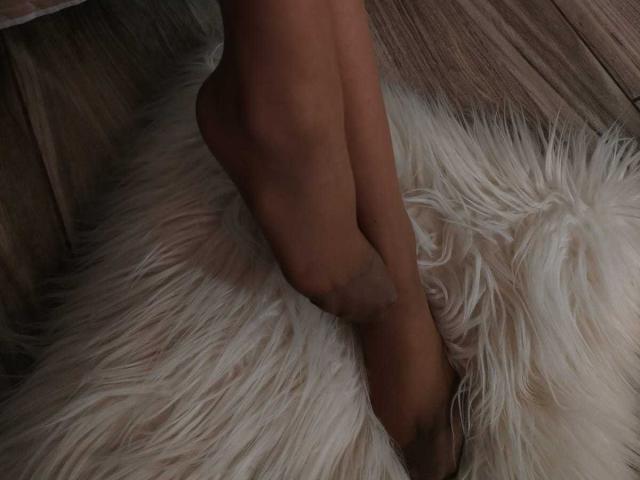 VioletaRouxx - Live porn &amp; sex cam - 22564073