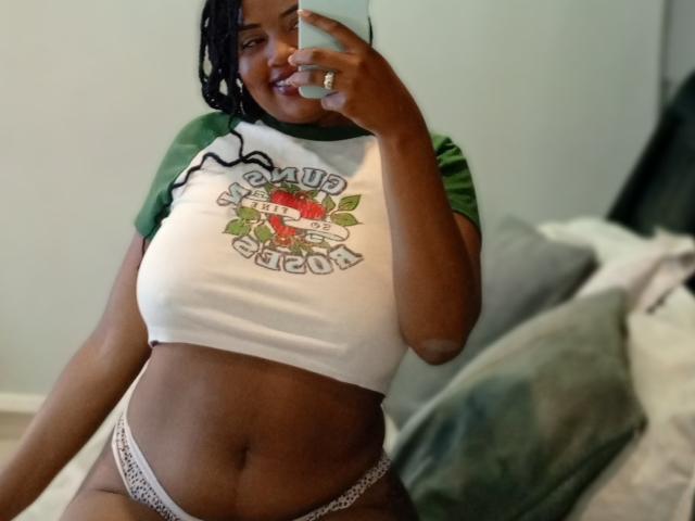 CindyRousse - Élő pornó és szexkamera - 22565505