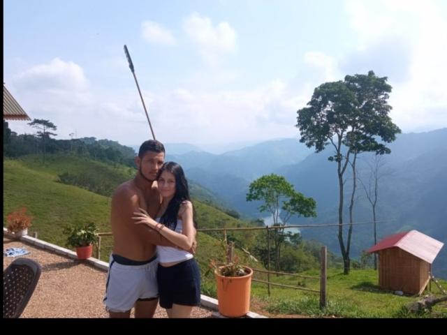 EmilyAndMaximo - Live porn &amp; sex cam - 22565825