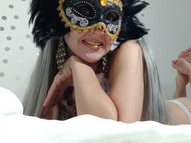 LaraFantasy - Live sex cam - 22567057