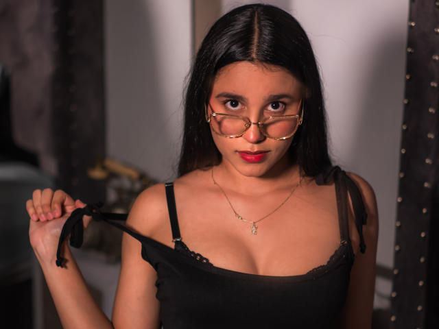 TiffannyRose - Live Sex Cam - 22570241