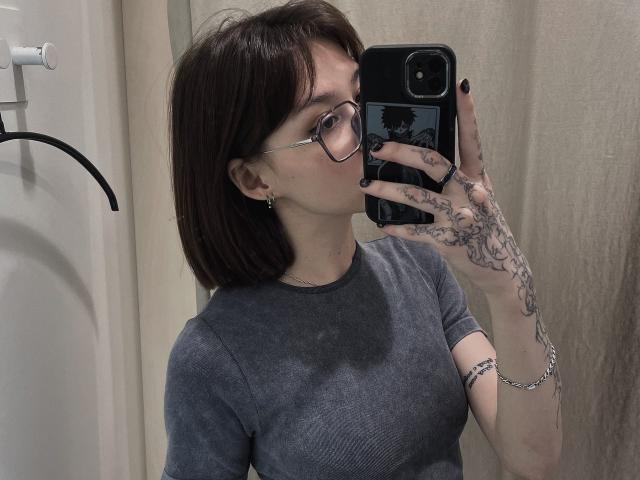 ElllenEva - Live porn &amp; sex cam - 22572041