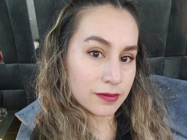 AliceDussan - Live porn &amp; sex cam - 22572345