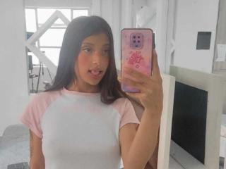 ColetteDeschamps - Live porn &amp; sex cam - 22573713
