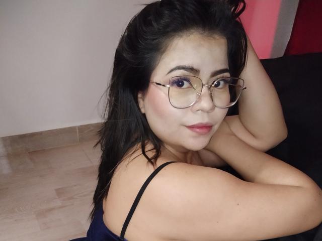 LilyArouse - Élő pornó és szexkamera - 22576333
