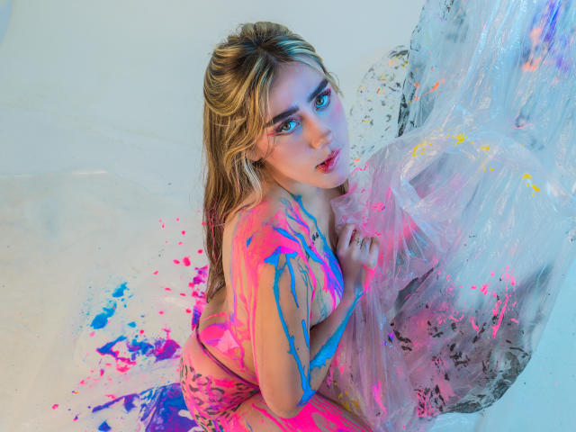 LivelyVanderWood - Live sex cam - 22577177