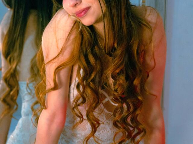 AntonellaFerrara - Live porn &amp; sex cam - 22577357