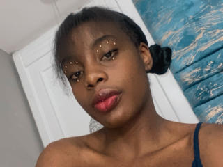 LucianaReid - Live porn &amp; sex cam - 22578557