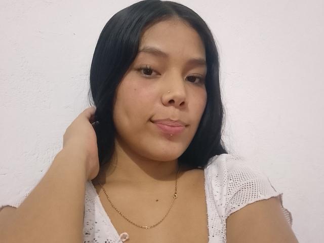 SalmaVitori - Live porn &amp; sex cam - 22581505