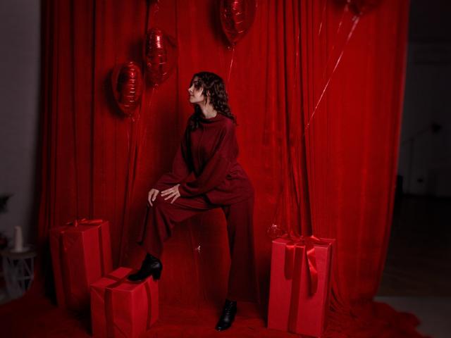 LettyCurly - сексуальная веб-камера в реальном времени - 22583317