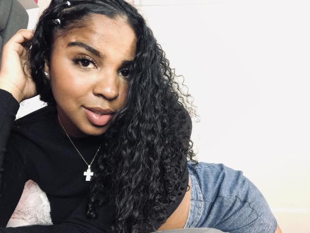 LisaMendez - Live porn &amp; sex cam - 22589257