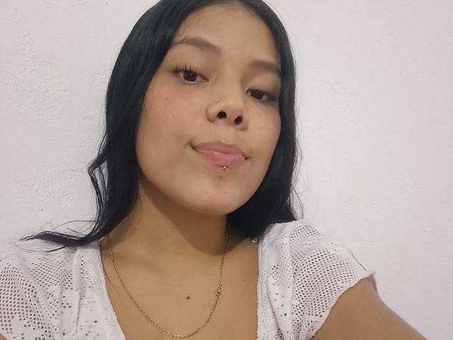 SalmaVitori - Live porn &amp; sex cam - 22591873