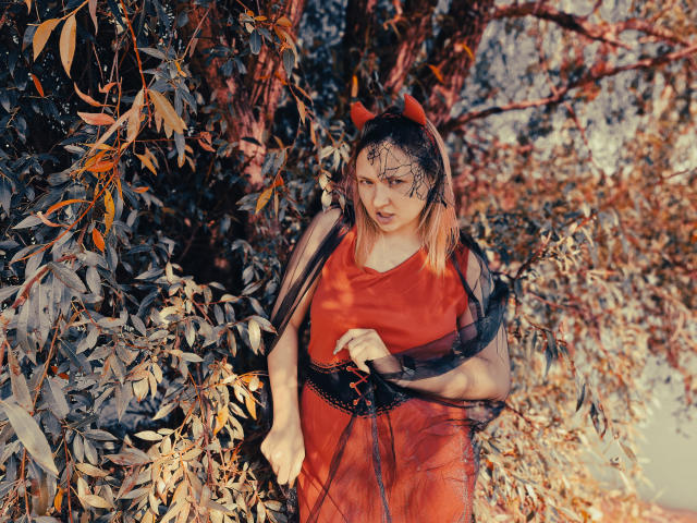 SallyVerda - Live sex cam - 22596293