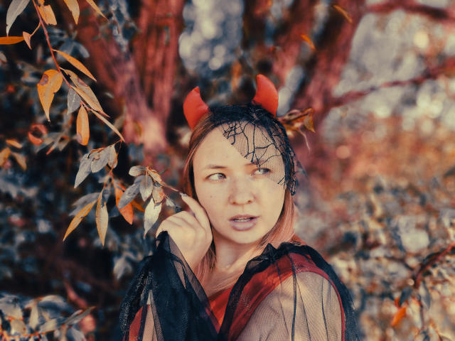 SallyVerda - Élő pornó és szexkamera - 22596493